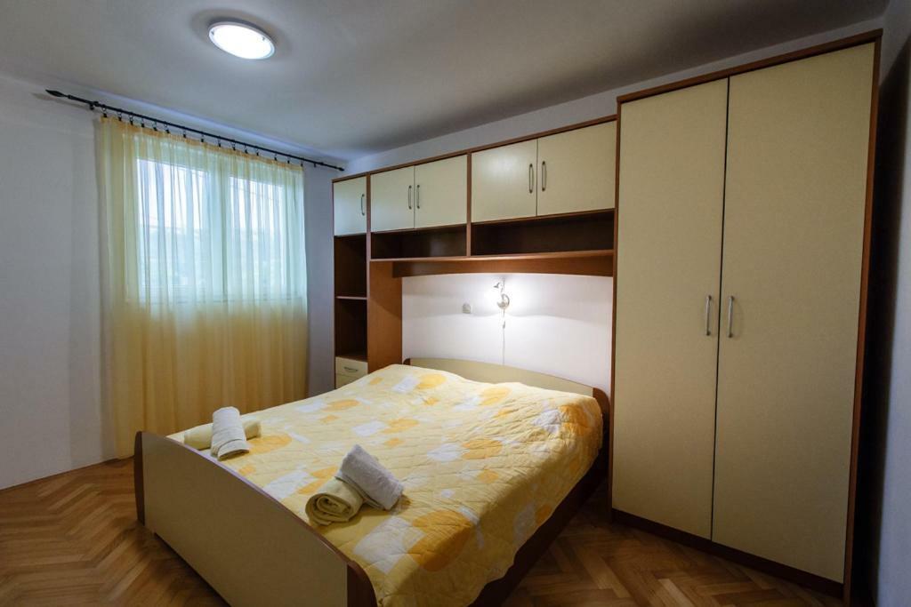 Apartmani Maris II Palit Экстерьер фото